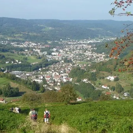 Chalet Chalet, De Groupe - Atc Routes Du Monde A - 32 Couchages *