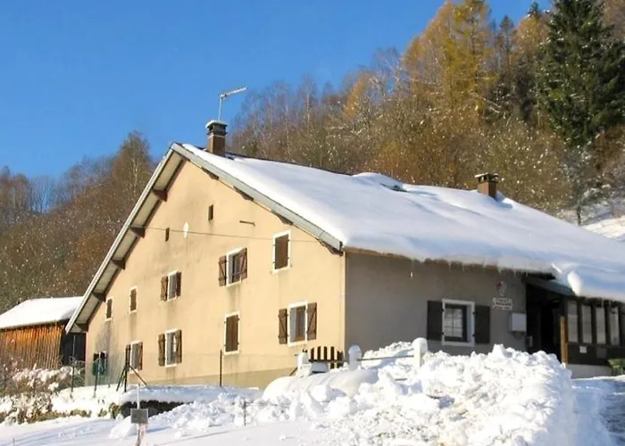 Chalet Chalet, De Groupe - Atc Routes Du Monde à - 32 Couchages Bussang